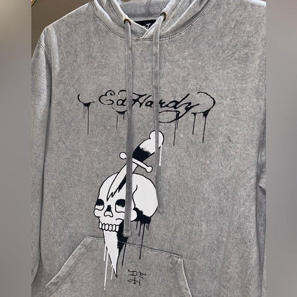 Ed Hardy Men's Pullover Hoodie Gray with Skull Graphic - Picture 2 of 5